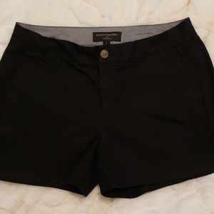 Banana Republic Hampton Fit Chino Shorts.